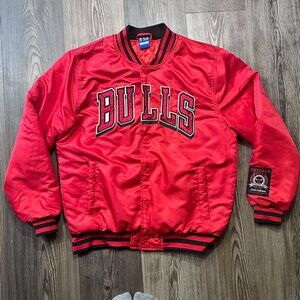 Chicago Bulls Mens Jacket Small Red Black NBA Basketball Satin Bomber Snap Front
